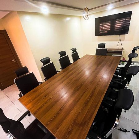 Plush Hotel,Abuja Bagian luar foto