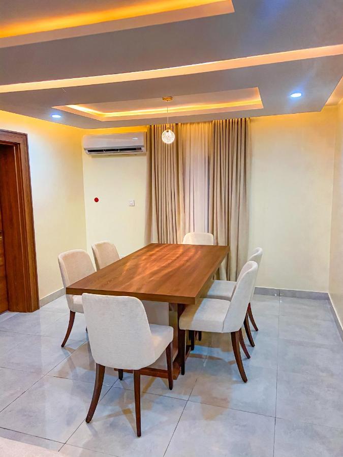 Plush Hotel,Abuja Bagian luar foto