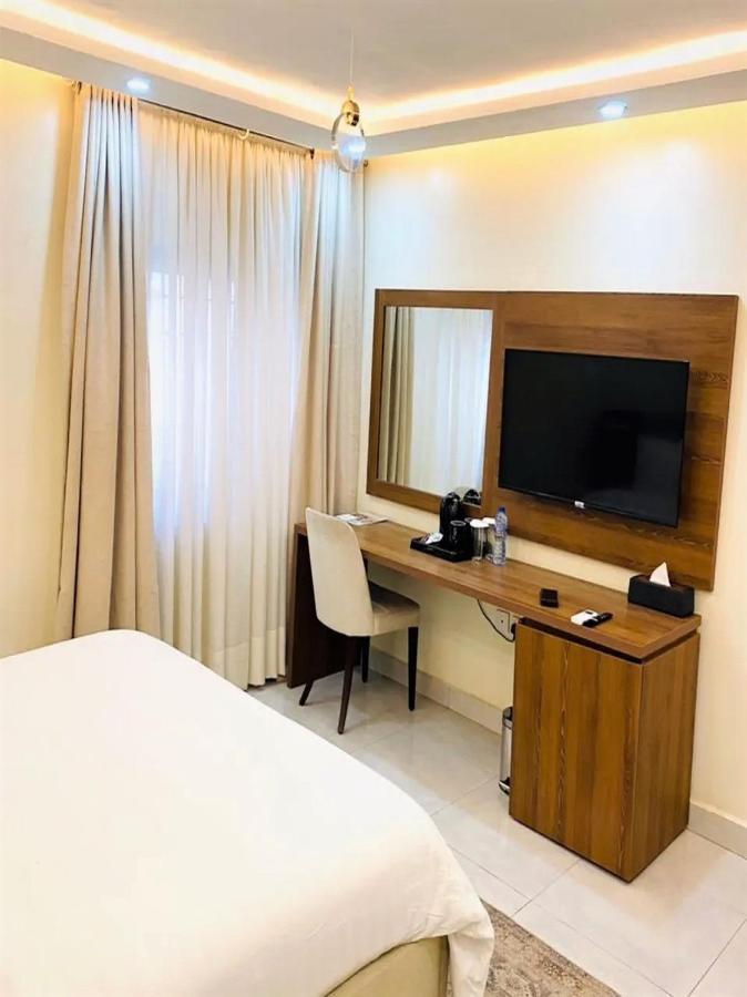 Plush Hotel,Abuja Bagian luar foto