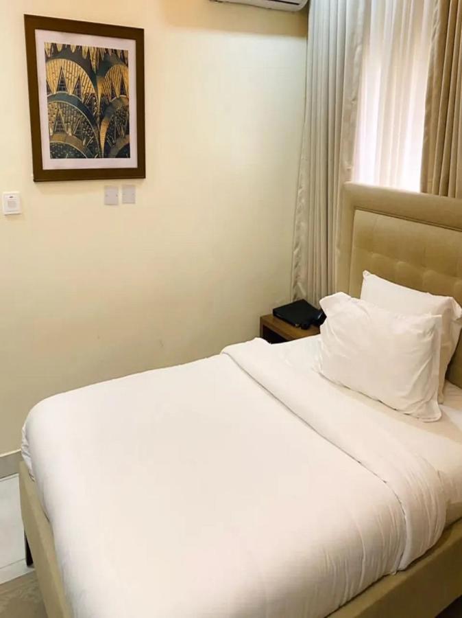 Plush Hotel,Abuja Bagian luar foto